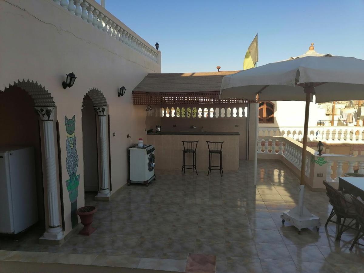 Luxor Palace Exterior foto
